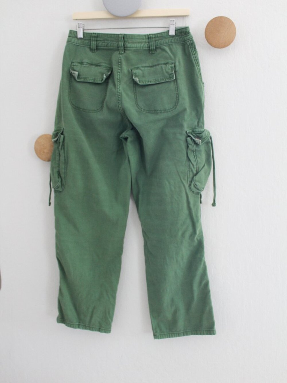 Anthropologie x Pilcro Utility Cargo Pants in Green - Size 29 GUC - Picture 4 of 11
